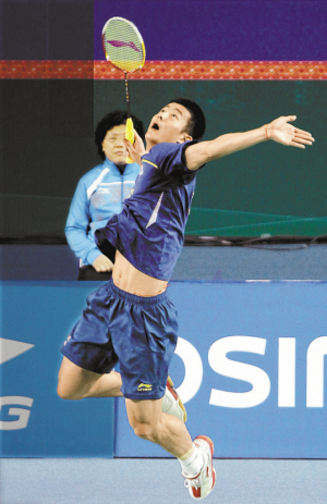 通过中场的 通过中场的