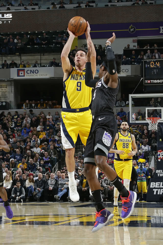 球队表现优 球队表现优