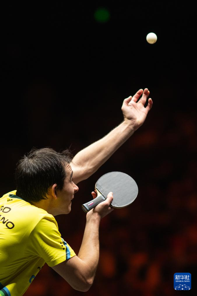 业与沉稳的 业与沉稳的