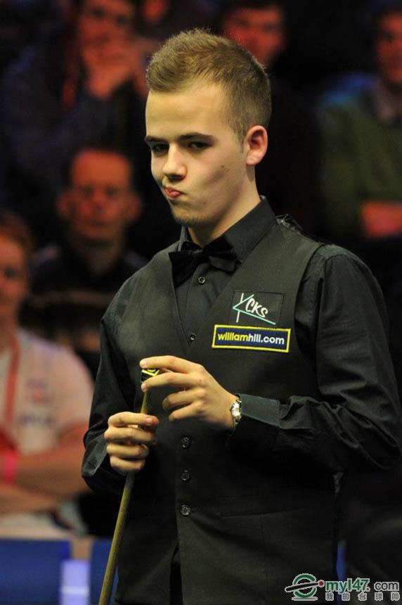 森绿苔灰 森绿苔灰